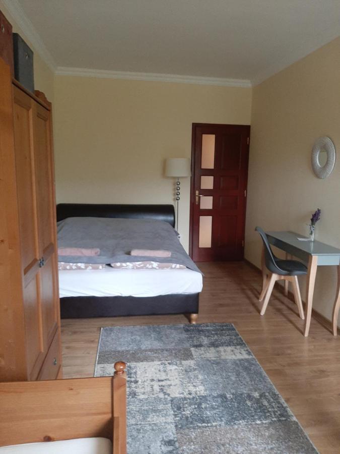 Megyeri Apartman Pocsmegyer Luaran gambar
