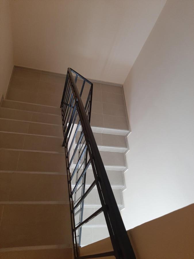 Megyeri Apartman Pocsmegyer Luaran gambar